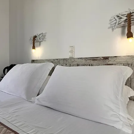 Christina Hotel, Adults Only, Heated Salt Water Pool Naousa Room photo