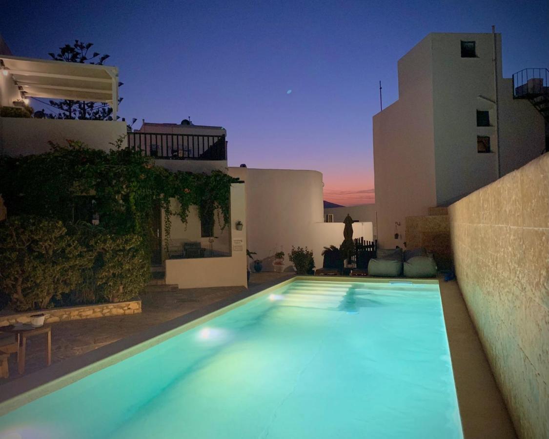 Christina Hotel, Adults Only, Heated Salt Water Pool Hotel 2*