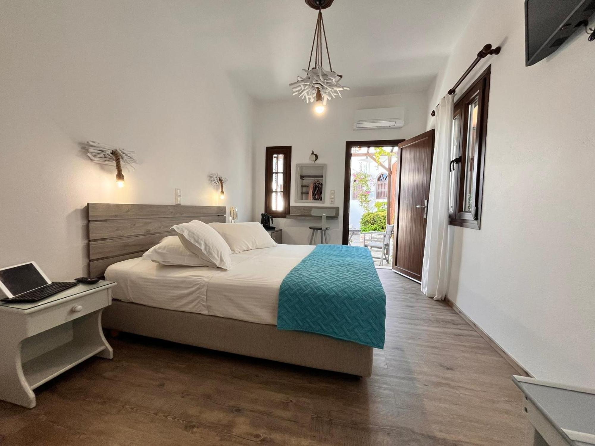 Hotel Christina 2*