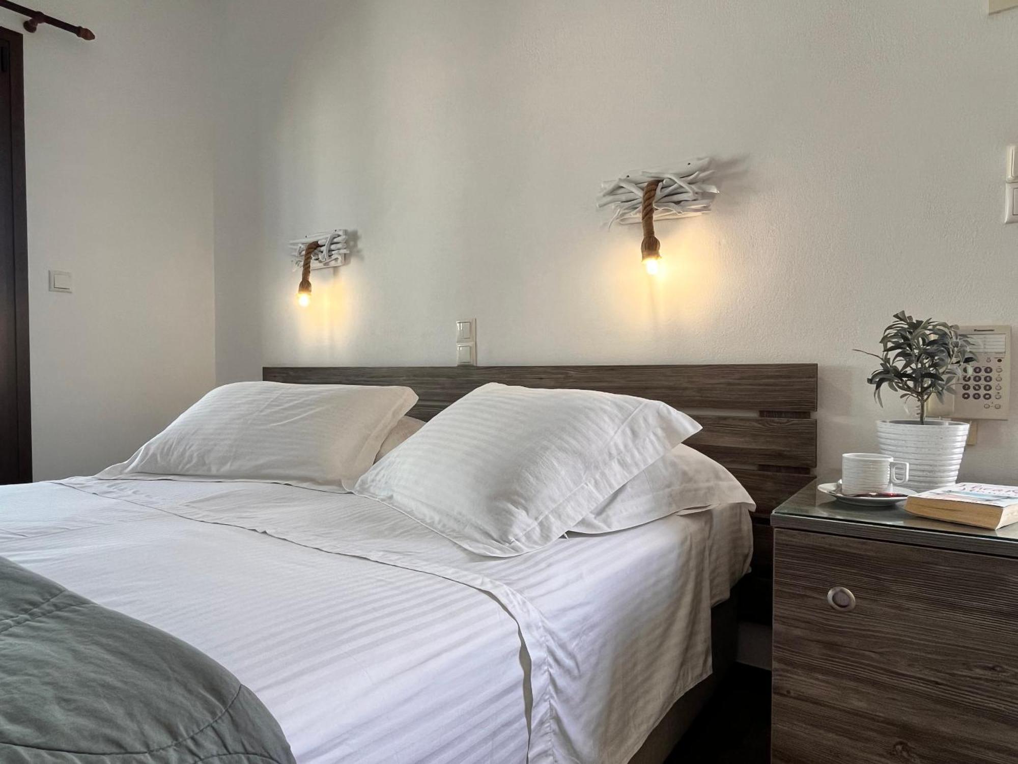 Christina Hotel, Adults Only, Heated Salt Water Pool 2*