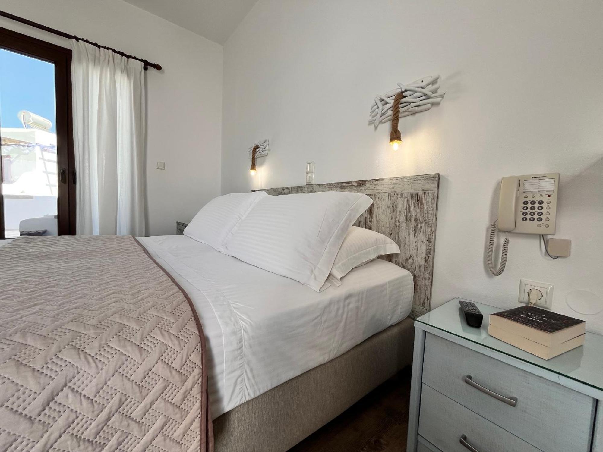 Hotel Christina Hotel, Adults Only, Heated Salt Water Pool 2*