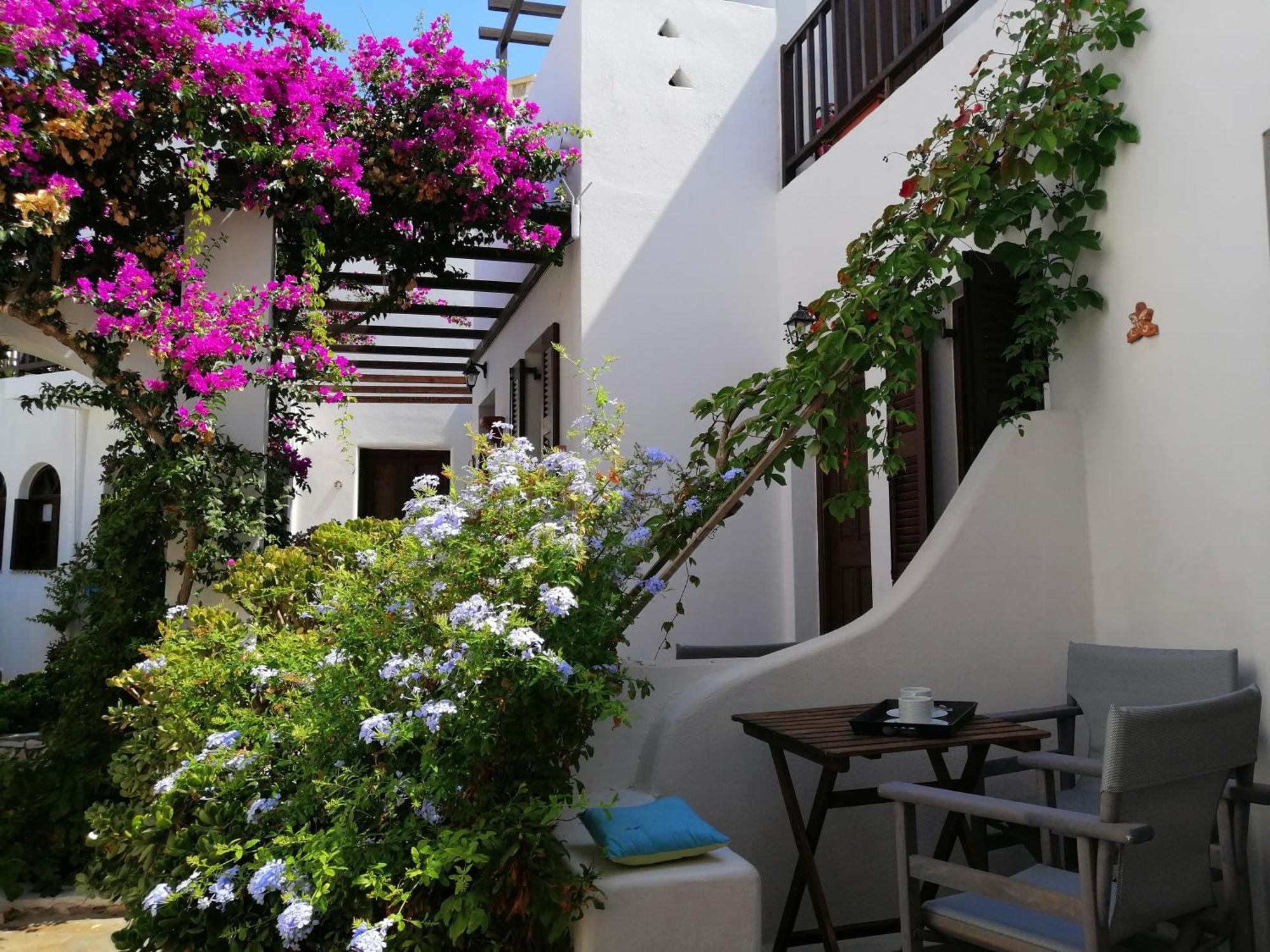 Hotel Christina Hotel, Adults Only, Heated Salt Water Pool