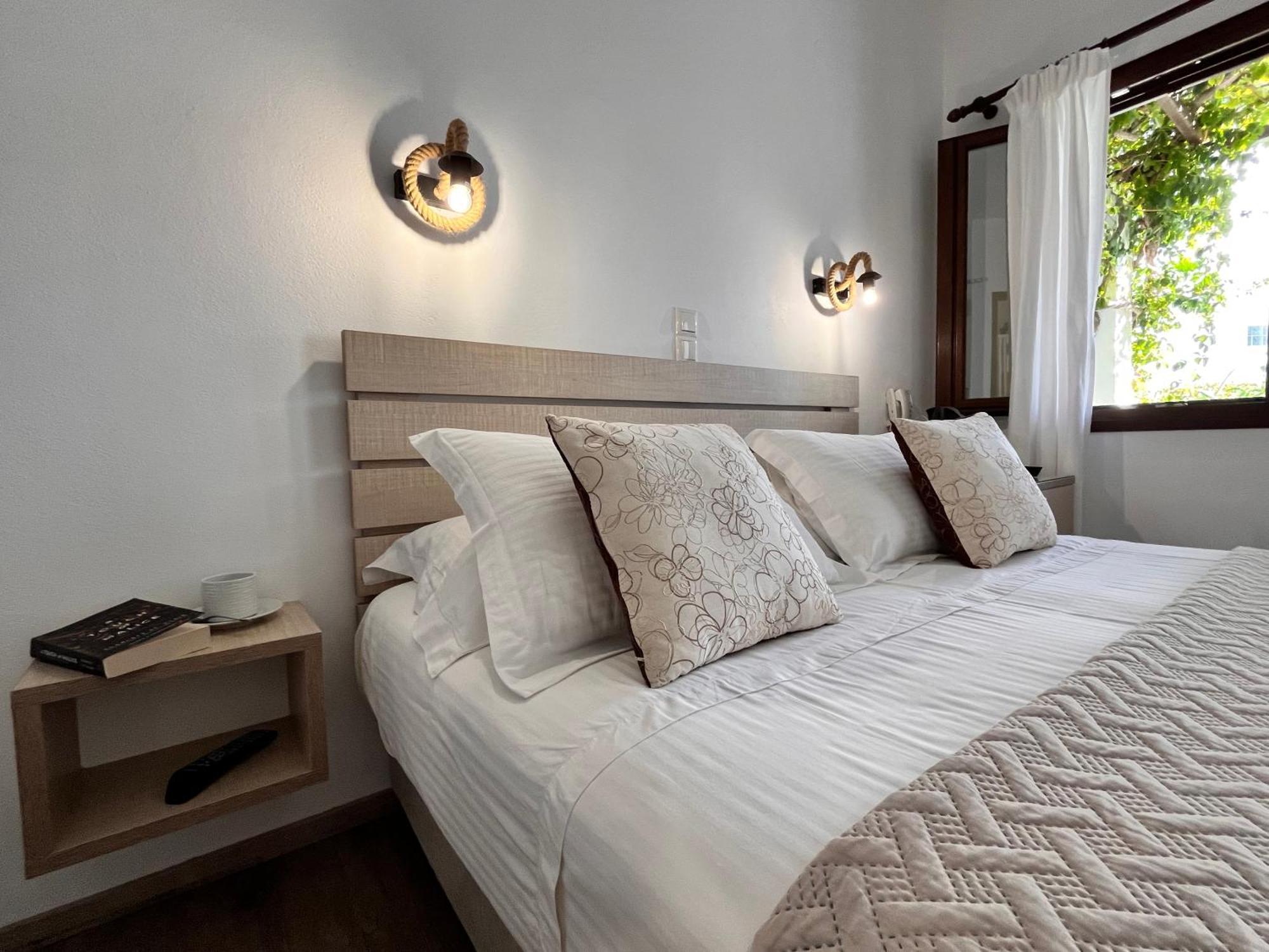 Christina Hotel, Adults Only, Heated Salt Water Pool 2*