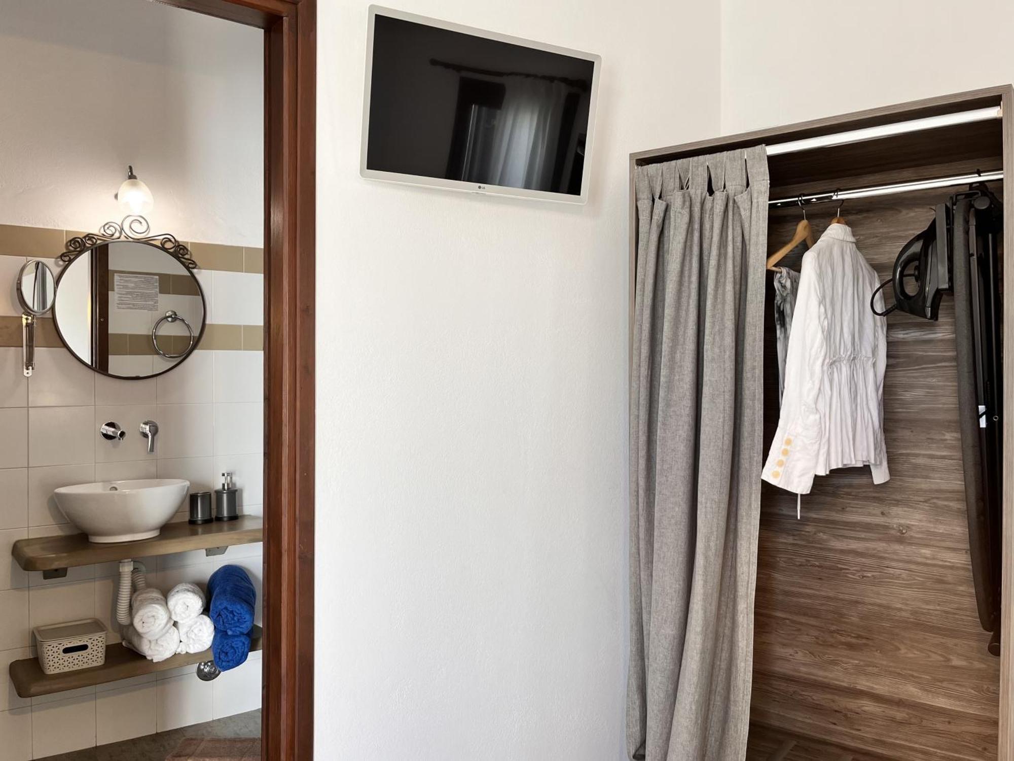 Christina Hotel, Adults Only, Heated Salt Water Pool 2* Naousa (Paros)