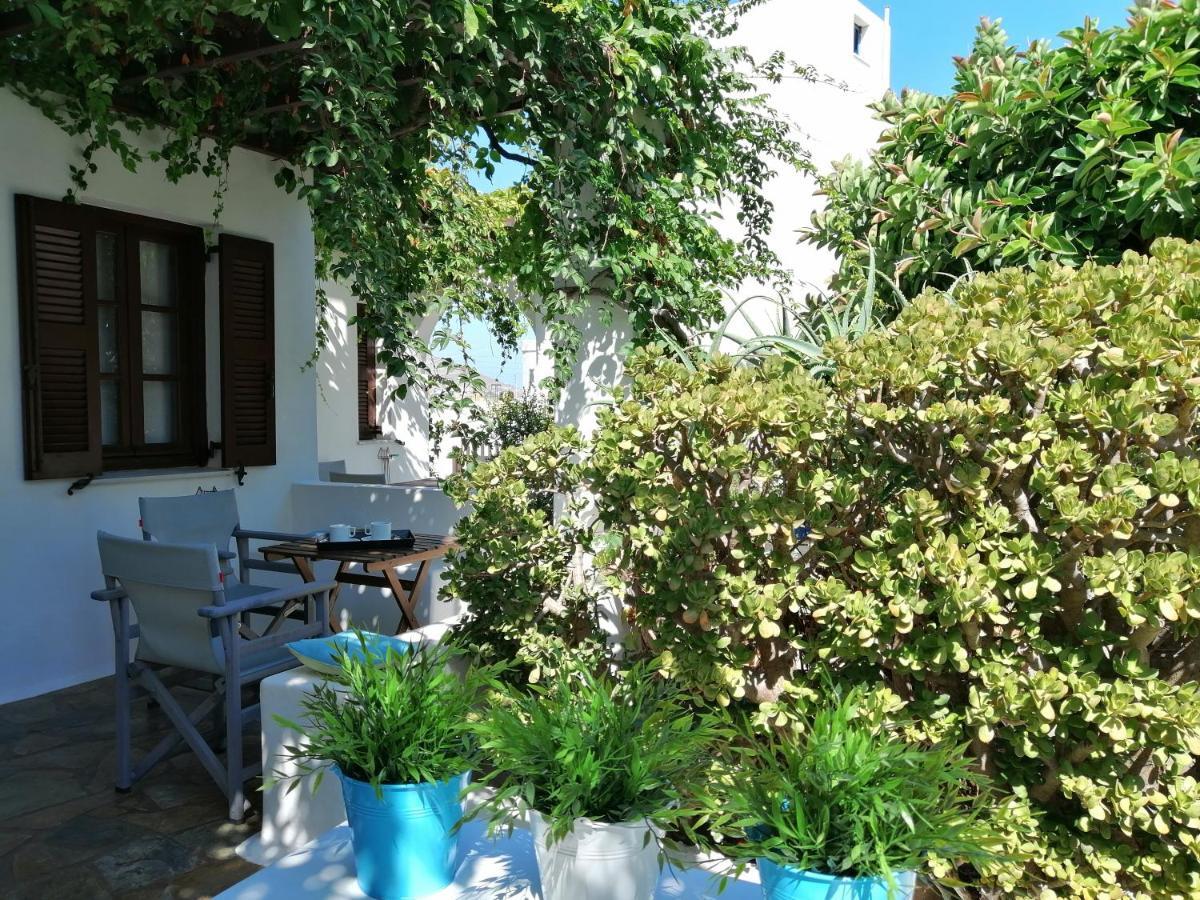Christina Hotel, Adults Only, Heated Salt Water Pool Naoussa